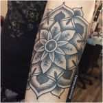 Mandala Vorlagen Tattoo Erstaunlich Tattoo Mandala Dotwork Blume