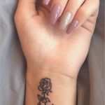 Nail Tattoos Vorlagen Großartig Small Rose Wrist Tattoo Ideas for Women Minimal Flower