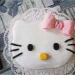 Hello Kitty torte Vorlage Erstaunlich Hello Kitty Schokotorte Von Darleenchen