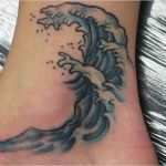 Wellen Tattoo Vorlage Beste Wasser Und Wellen Tattoos Bedeutungen Und Designs